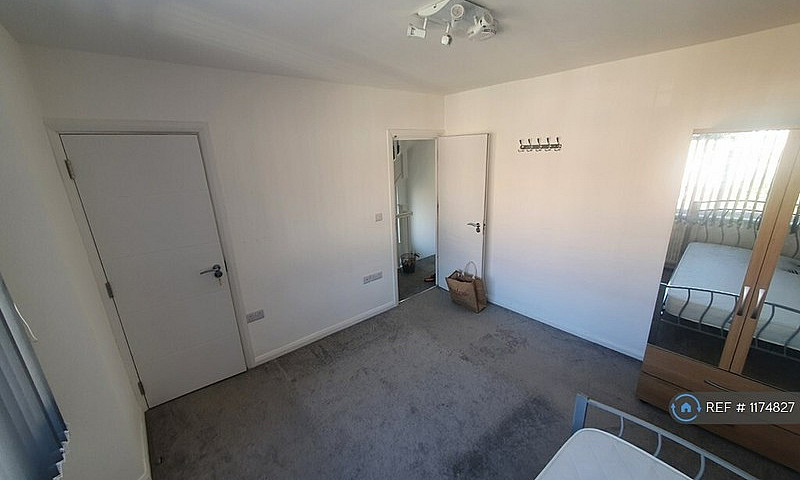 1 Bedroom In Walton ...