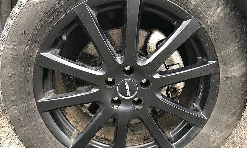 Volvo Xc90 Active Aw...