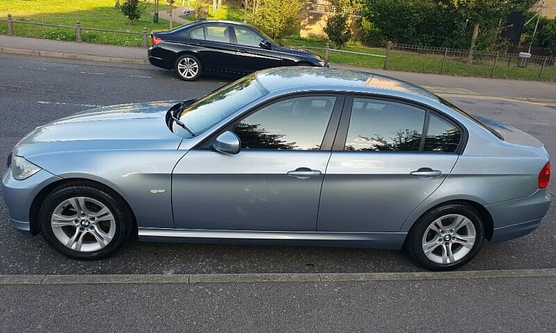 2011 11 Bmw 318 D Es...