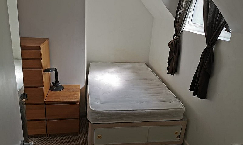 ***Flat Share***All ...