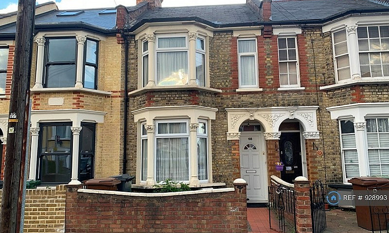 3 Bedroom House In F...
