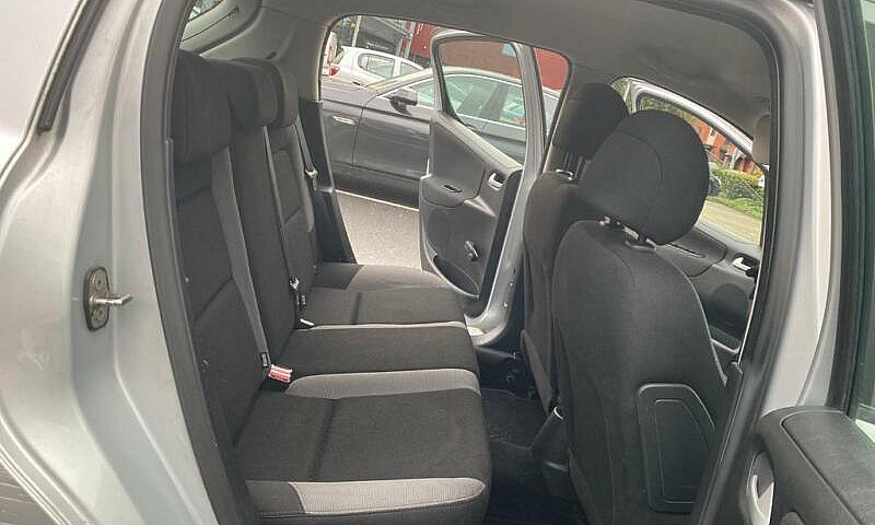 2007 Peugeot 207 1.4...