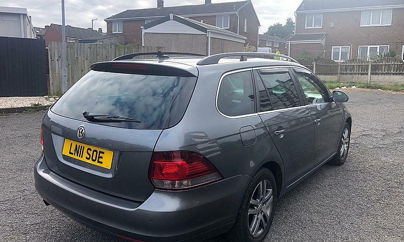 Volkswagen Golf 1.6 ...
