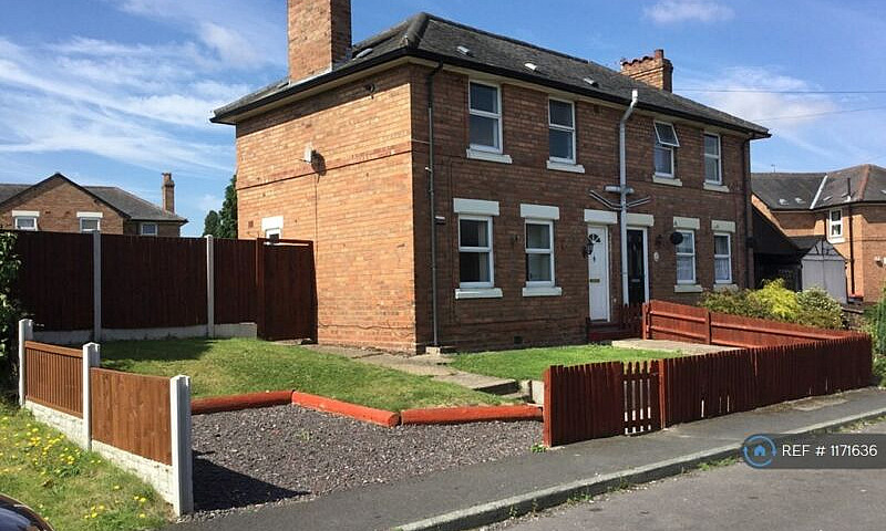 3 Bedroom House In E...