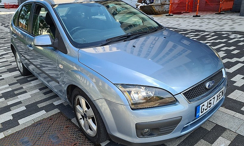 Ford Focus 1.6 Petro...