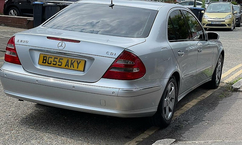 Mercedes-Benz 3.0 E3...