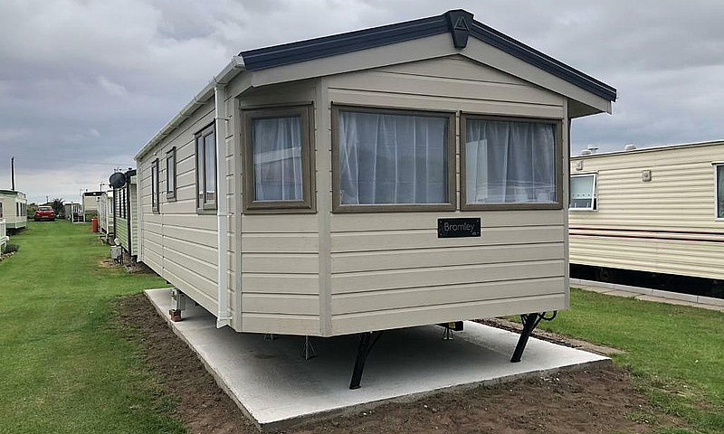 Brand New Bromley De...