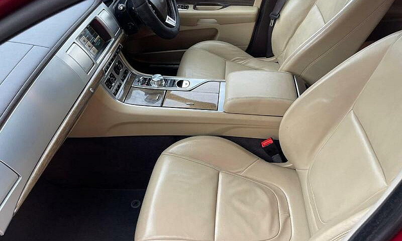2014 Jaguar Xf  Prem...