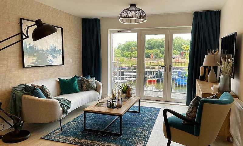 2 Bedroom Flat In Th...