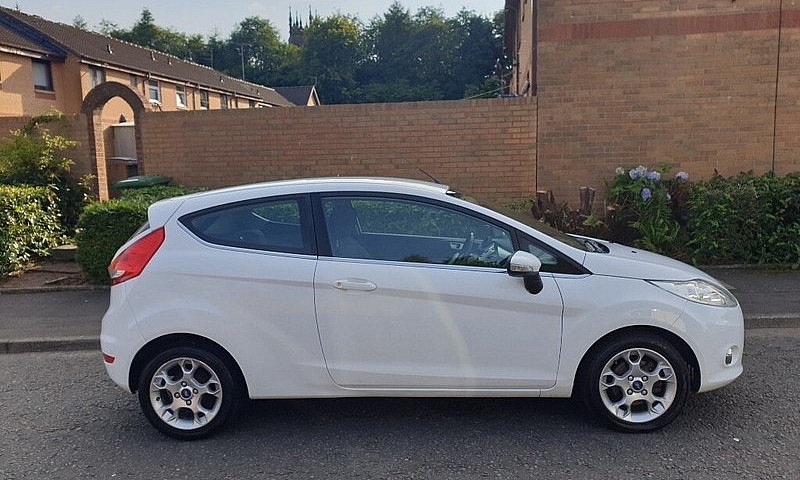 2012 Ford Fiesta Zet...