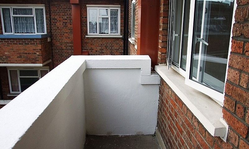 1 Double Bedroom Fla...