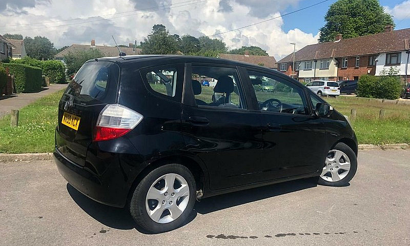 Honda Jazz 2010 Petr...