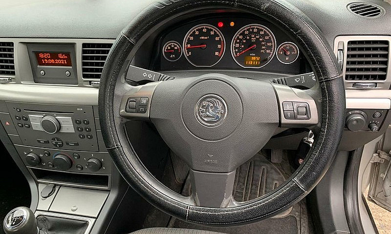 Vauxhall Vectra...