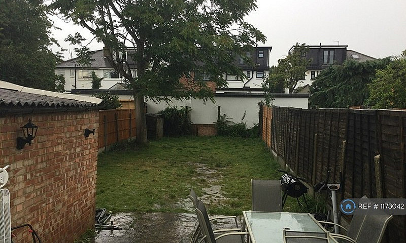 3 Bedroom House In S...