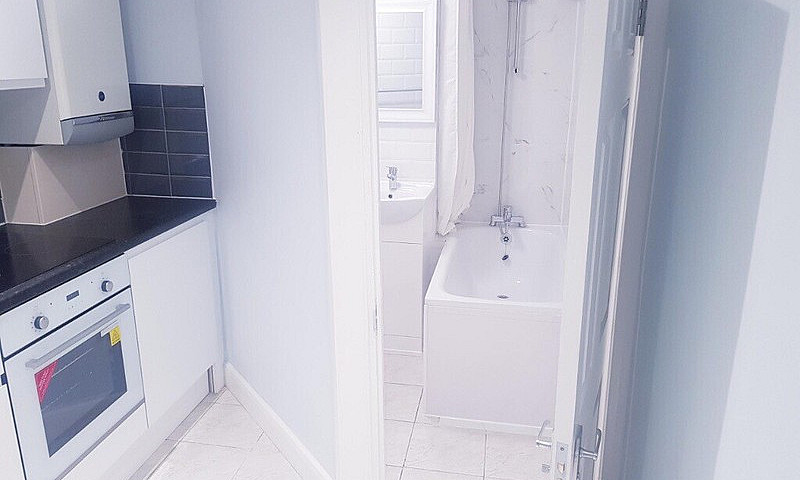 One Bedroom Flat Ava...
