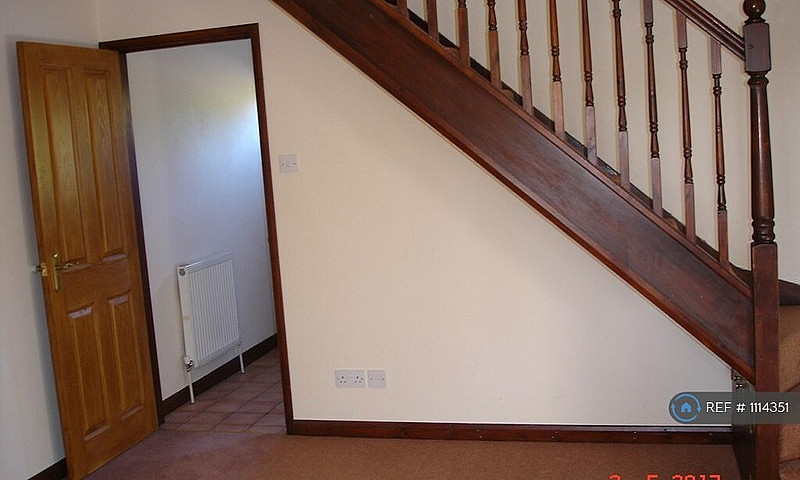 1 Bedroom House In T...
