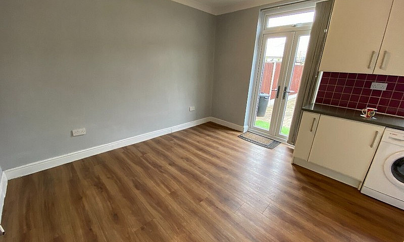 Spacious And Excelle...