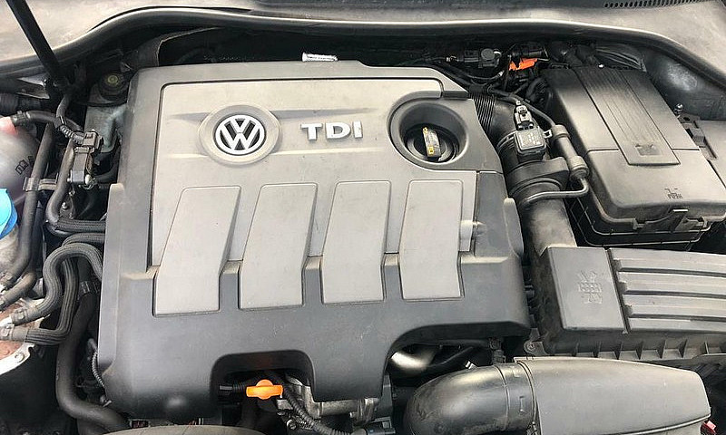 Volkswagen Golf 1.6 ...