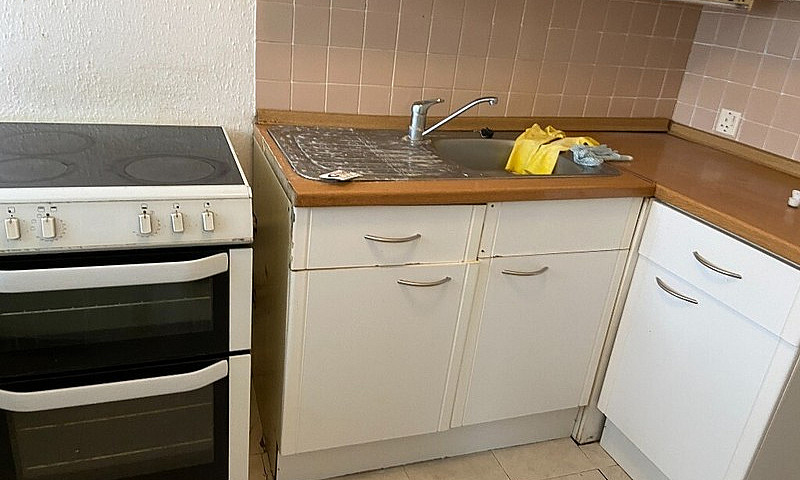 Three Bedroom Flat F...