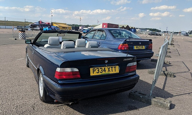 E36 Bmw 328I Convert...