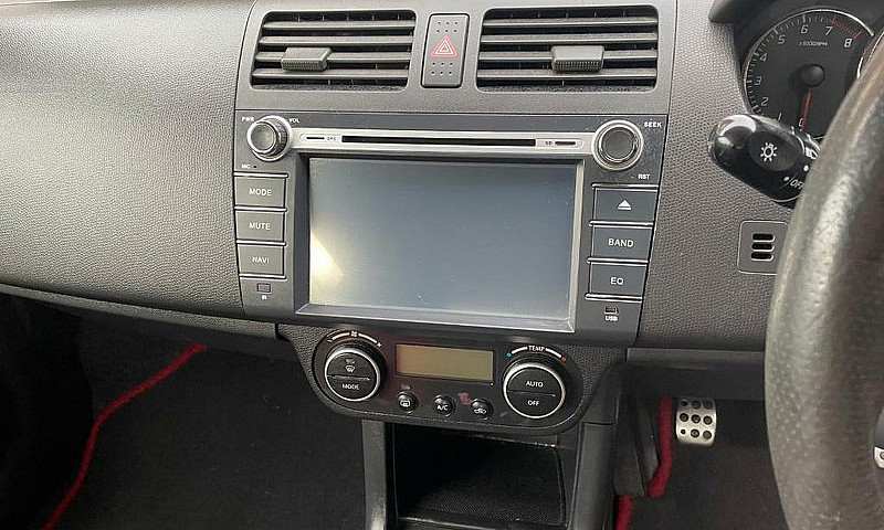 Suzuki Swift Sport 2...