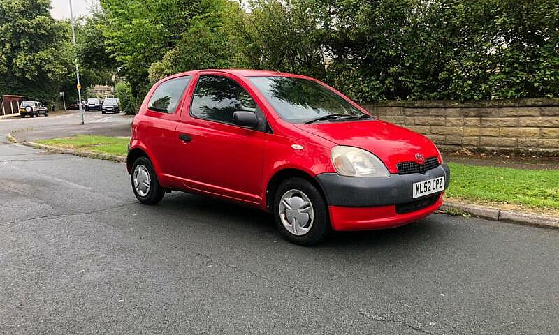 Toyota Yaris 1.0...