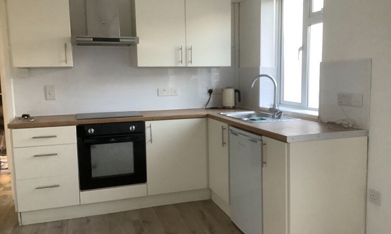 Devizes - 3 Bedroom ...