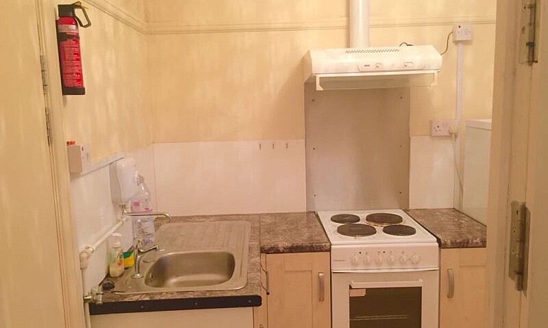 Studio Flat To Let A...