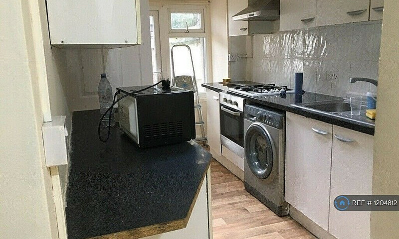 4 Bedroom House In F...