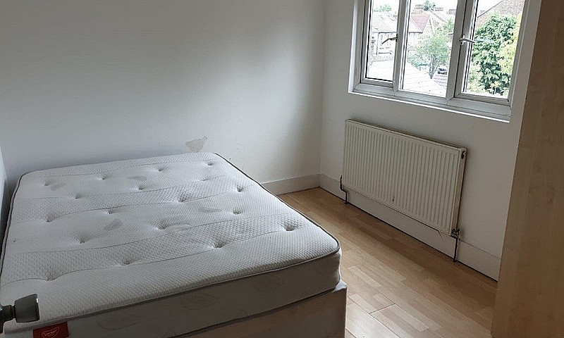 Spacious 3 Bed House...
