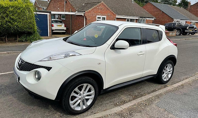 2011 Nissan Juke Ace...