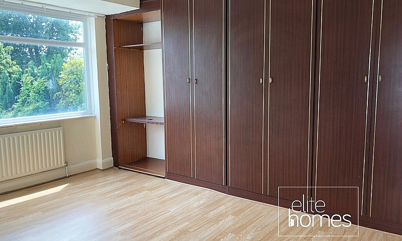 4 Bedroom Semi-Detac...