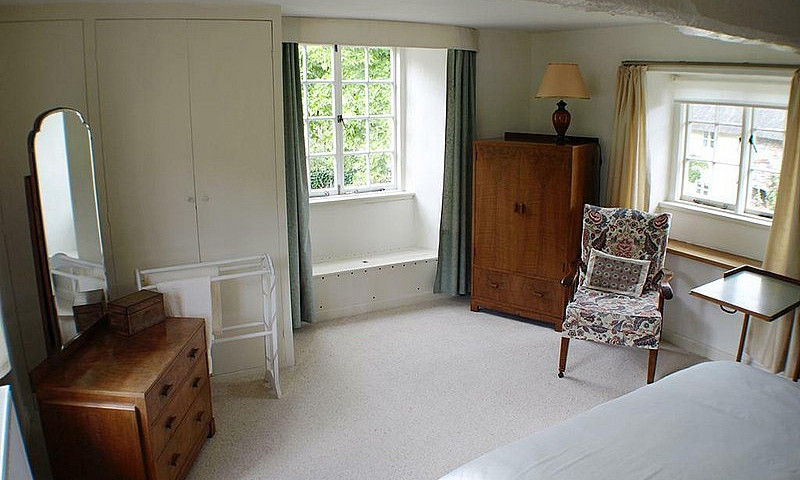 3 Bedroom House In W...