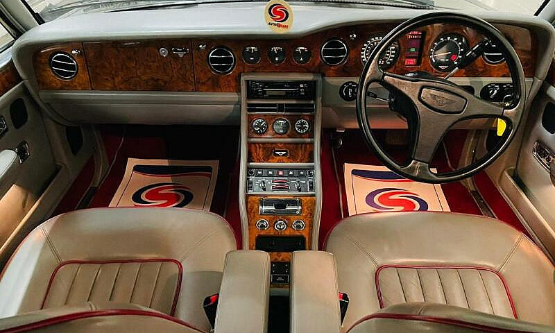 Bentley Mulsane S 6....