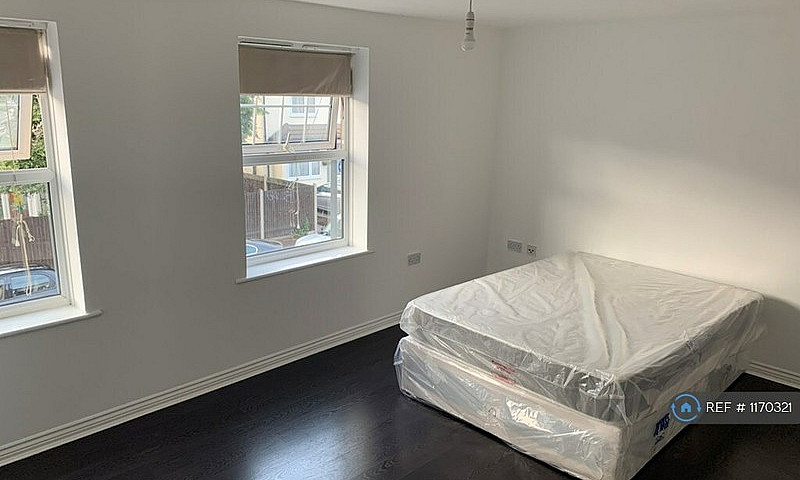 1 Bedroom In Oriana ...