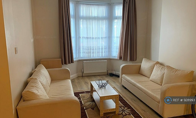 3 Bedroom House In F...