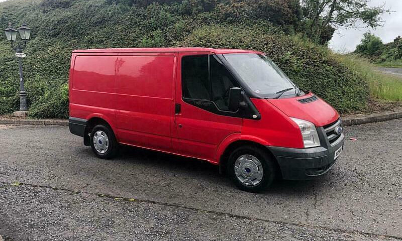 2009 Ford Transit 11...