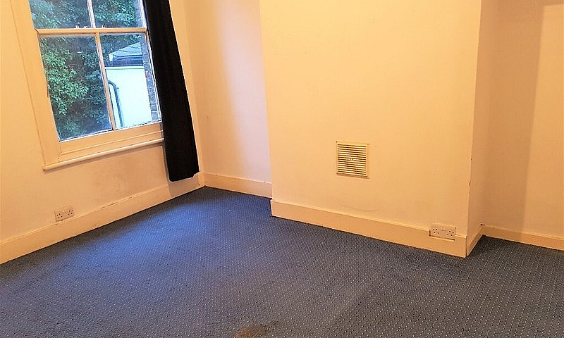 Spacious 3 Bedroom H...