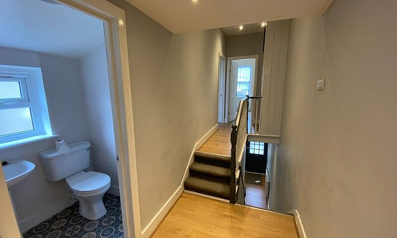 Newly Refurbished 3/...