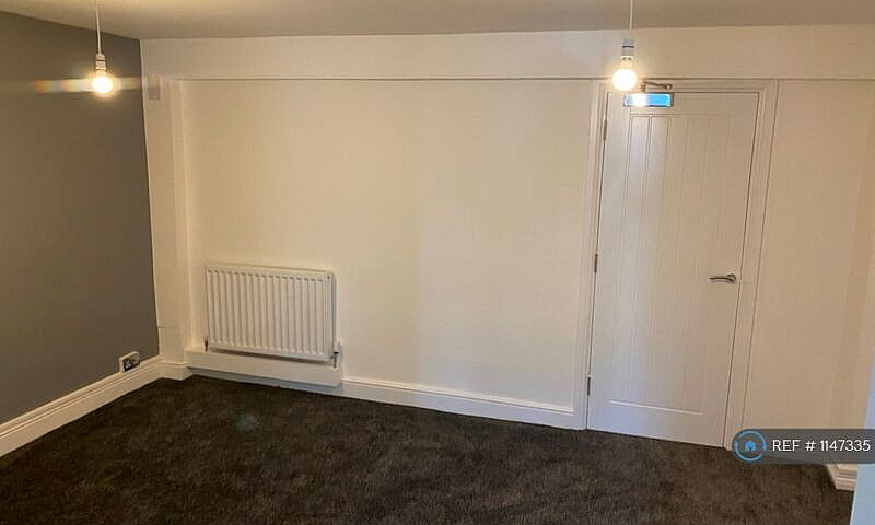 3 Bedroom House In W...