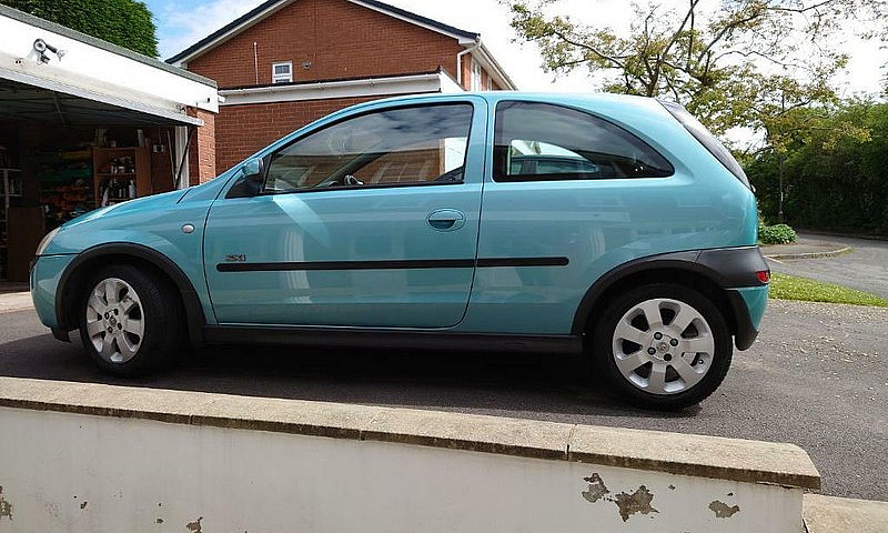 Vauxhall Corsa 2003 ...