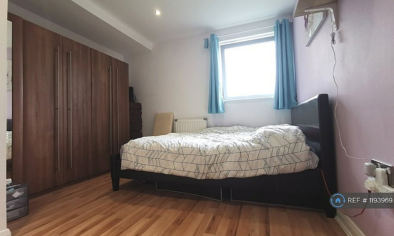 1 Bedroom Flat In Ne...