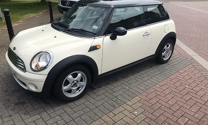 Mini Cooper 1.6 Petr...