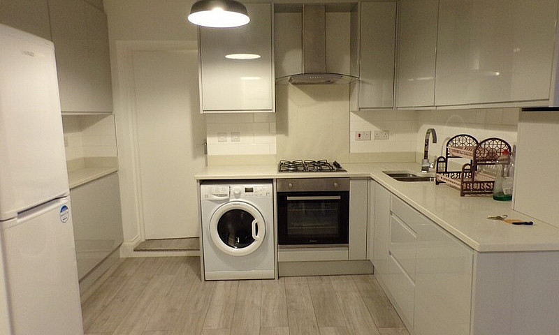 2 Bedroom Ground Flo...
