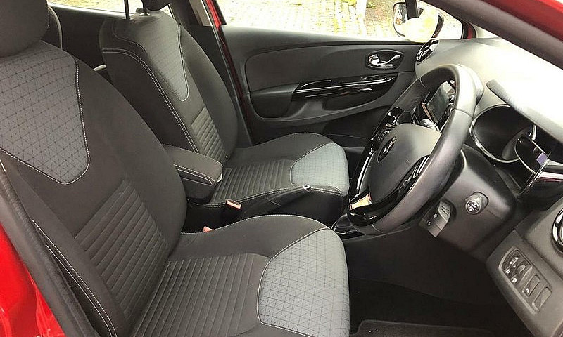 Renault Clio Dynamiq...