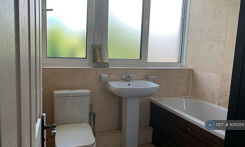 1 Bedroom In Brunel ...