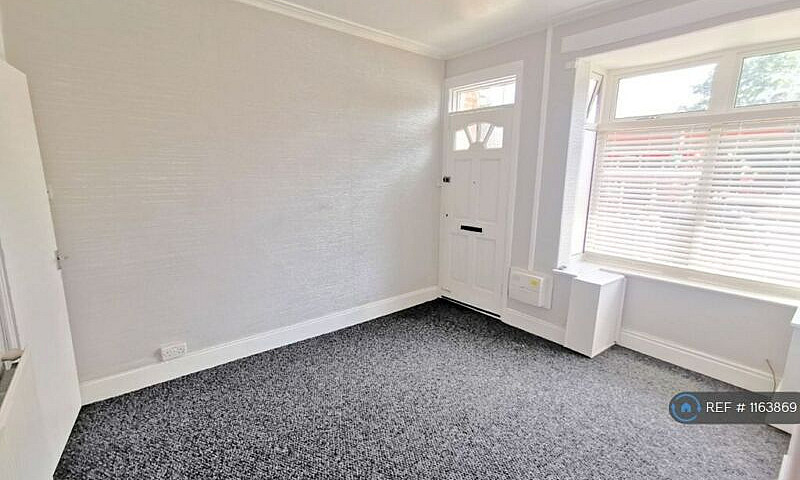2 Bedroom House In P...