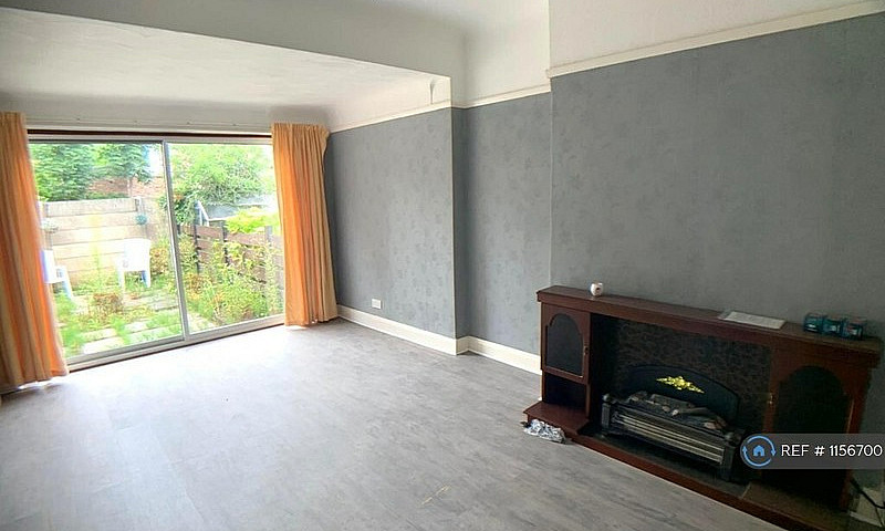 3 Bedroom House In G...