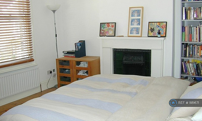 3 Bedroom House In E...