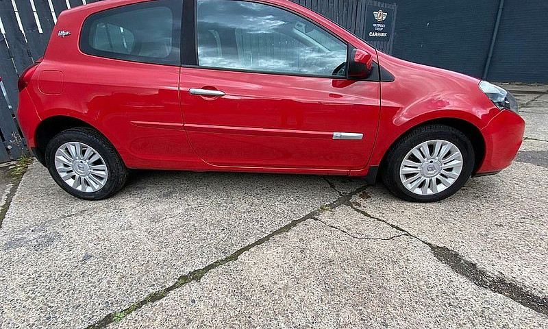 2011 Renault Clio I-...